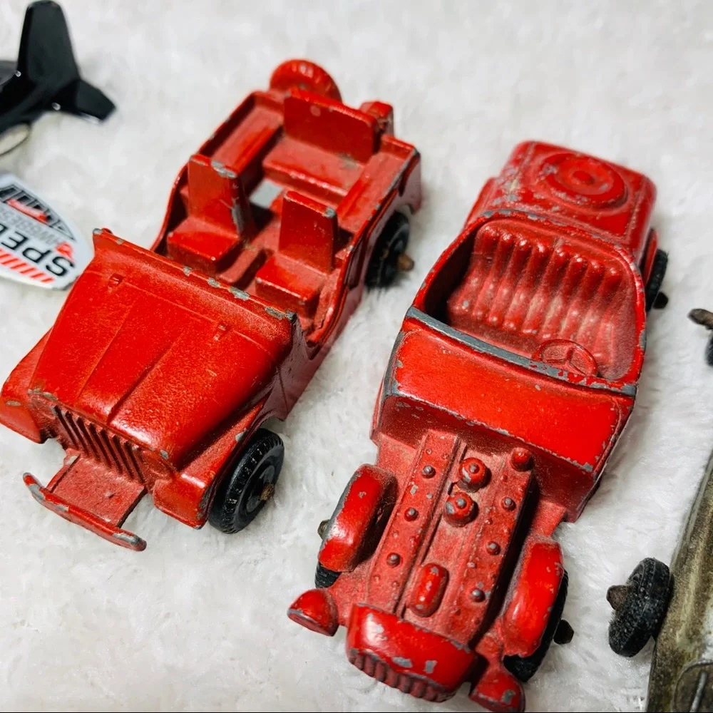Vintage set 4 metal toy cars tootsie toy midgetoy